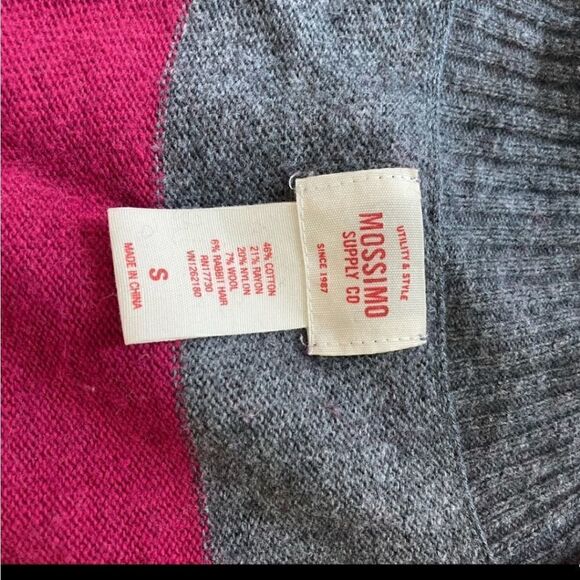 Mossimo Striped V Neck Sweater - Picture 6 of 8